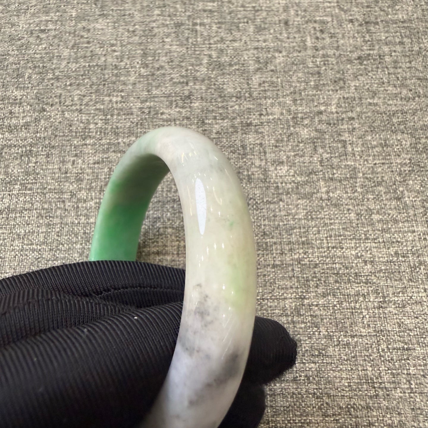 翡翠 Bangle