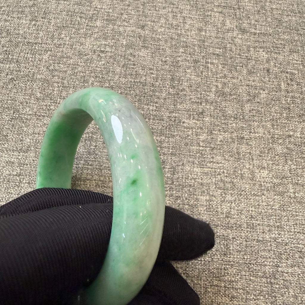 翡翠 Bangle