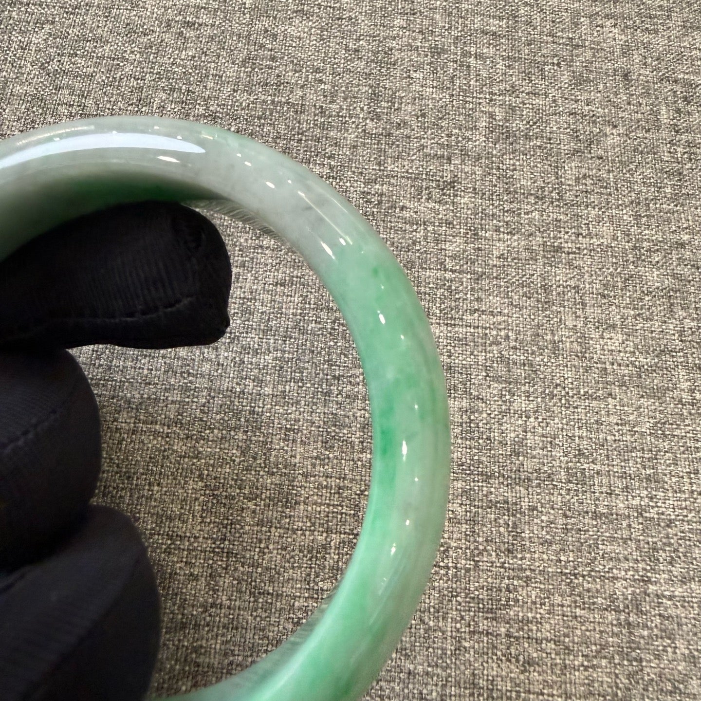 翡翠 Bangle