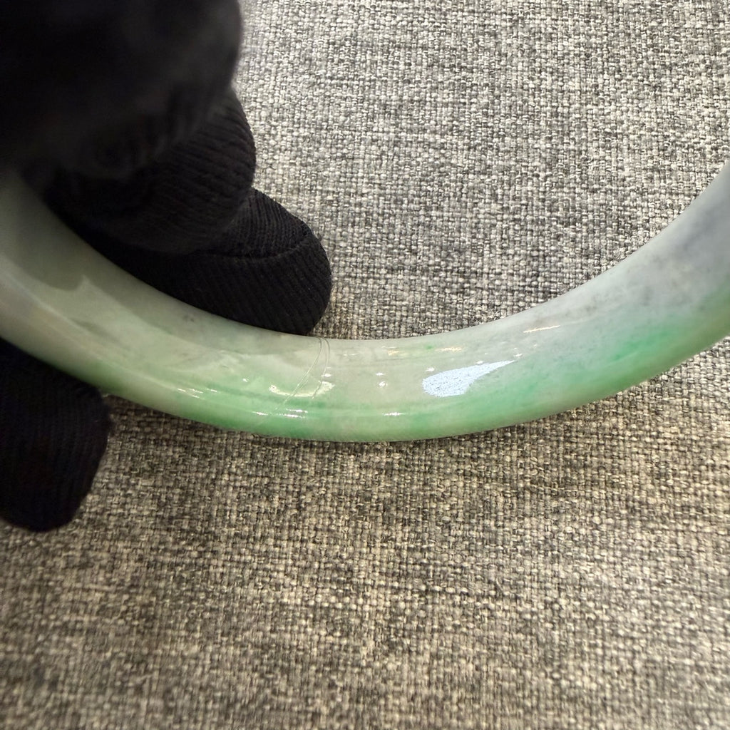 翡翠 Bangle