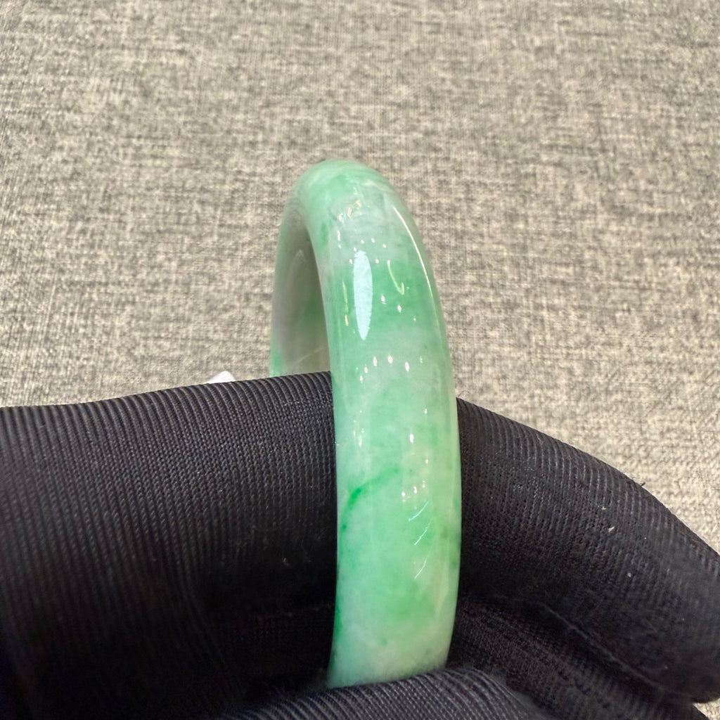 翡翠 Bangle