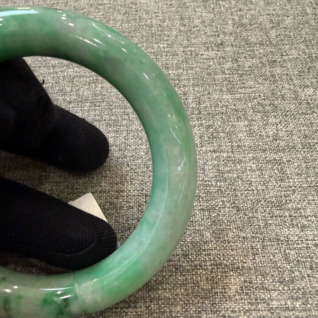 翡翠 Bangle