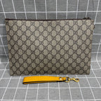 Gucci Neo Vintage GG Supreme canvas clutch bag Canvas Beige Clutch 473956 K9GOT 8861