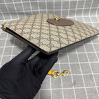 Gucci Neo Vintage GG Supreme canvas clutch bag Canvas Beige Clutch 473956 K9GOT 8861