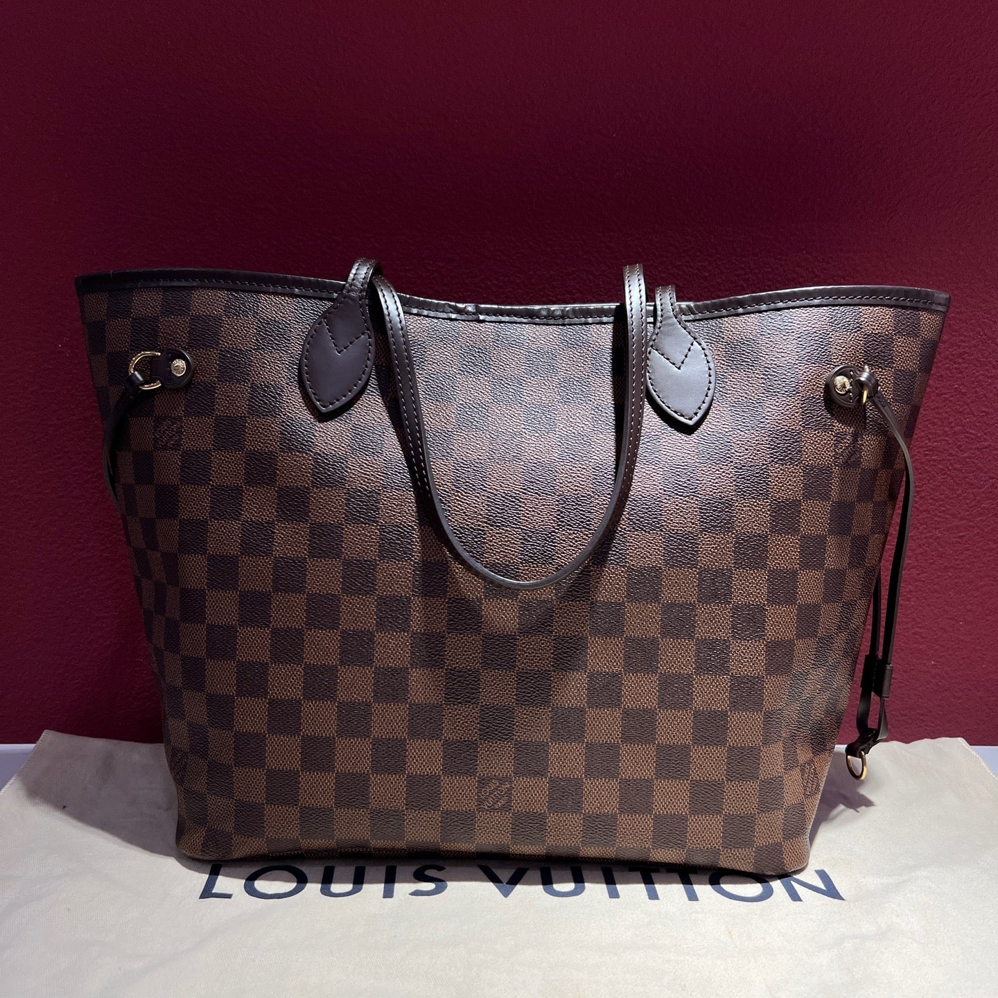 Louis Vuitton Brown 31 x 28 x 14 N41358