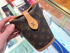 Louis Vuitton Fold Me Canvas M80874