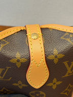 Louis Vuitton Fold Me Canvas M80874