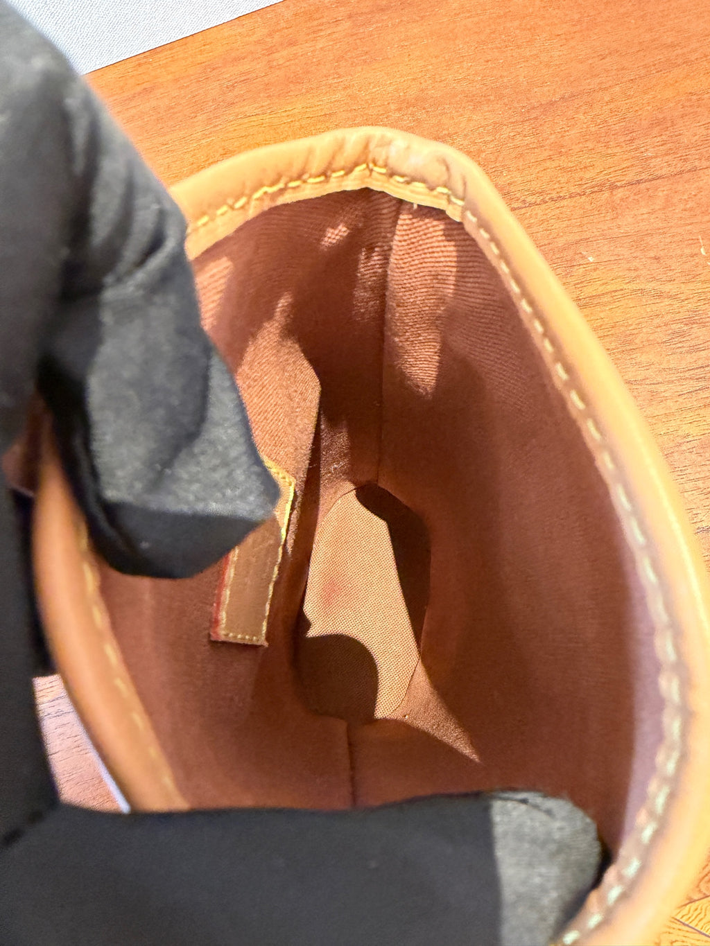Louis Vuitton Fold Me Canvas M80874