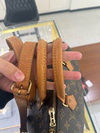 Louis Vuitton Crossbody