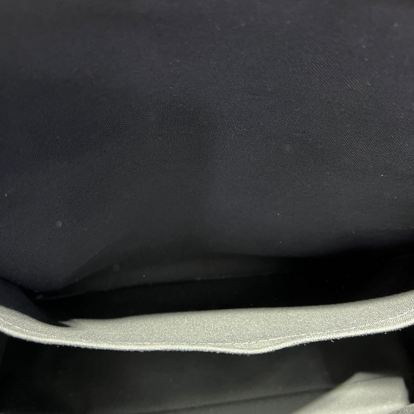 Louis Vuitton Leather Black Satchel Length 35 x Width 10 x Height 33 cm N41259