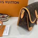 Louis Vuitton Shoulder Bag