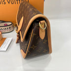 Louis Vuitton Shoulder Bag