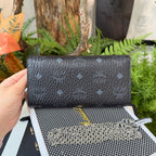 MCM Black