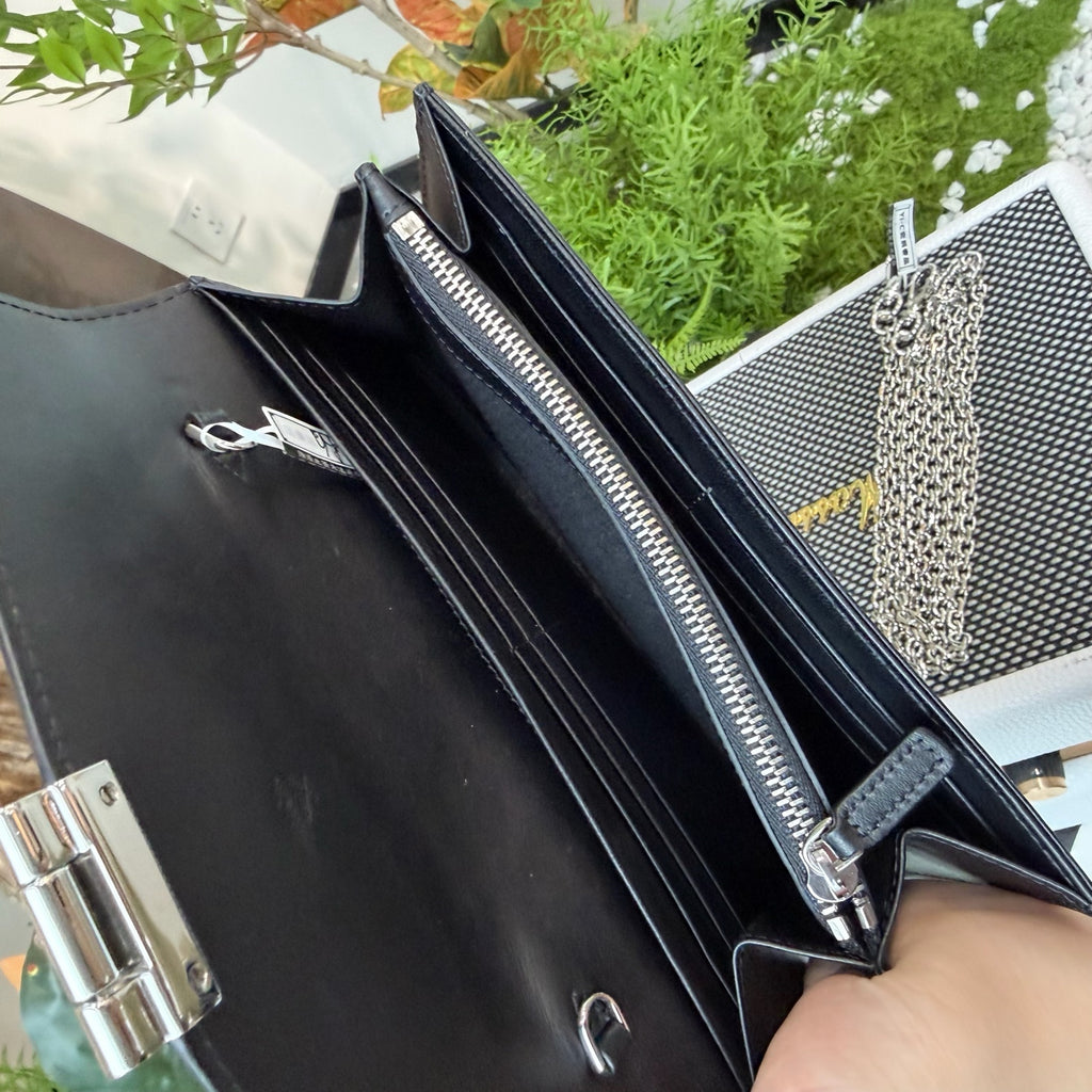 MCM Black