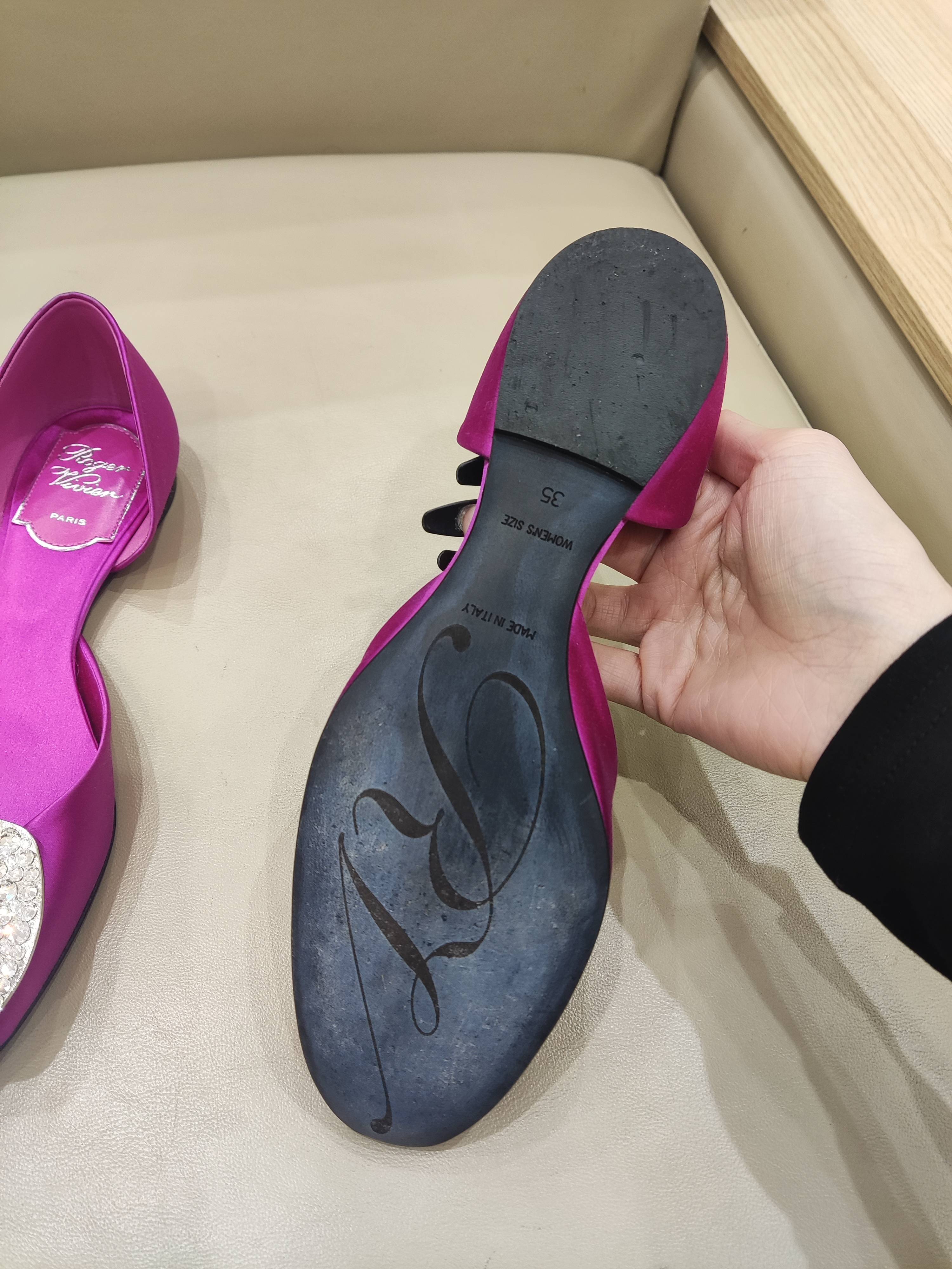 空白 Red Flat shoes