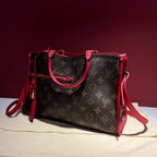 Louis Vuitton Red 32x 21x 13 cm M43433