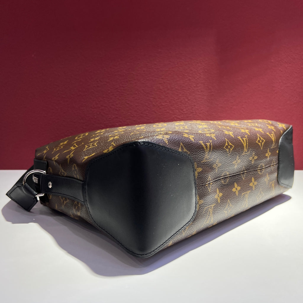Louis Vuitton Crossbody