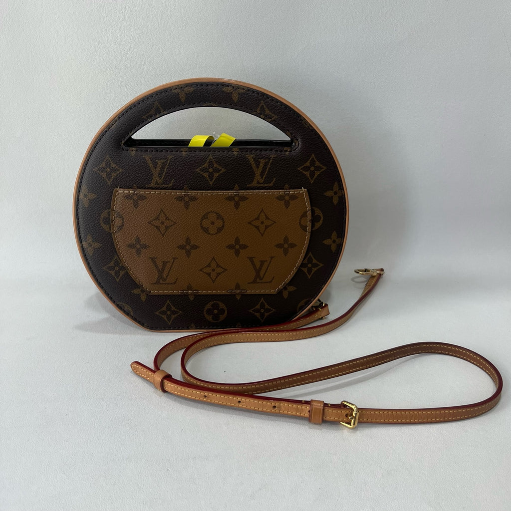 Louis Vuitton Crossbody