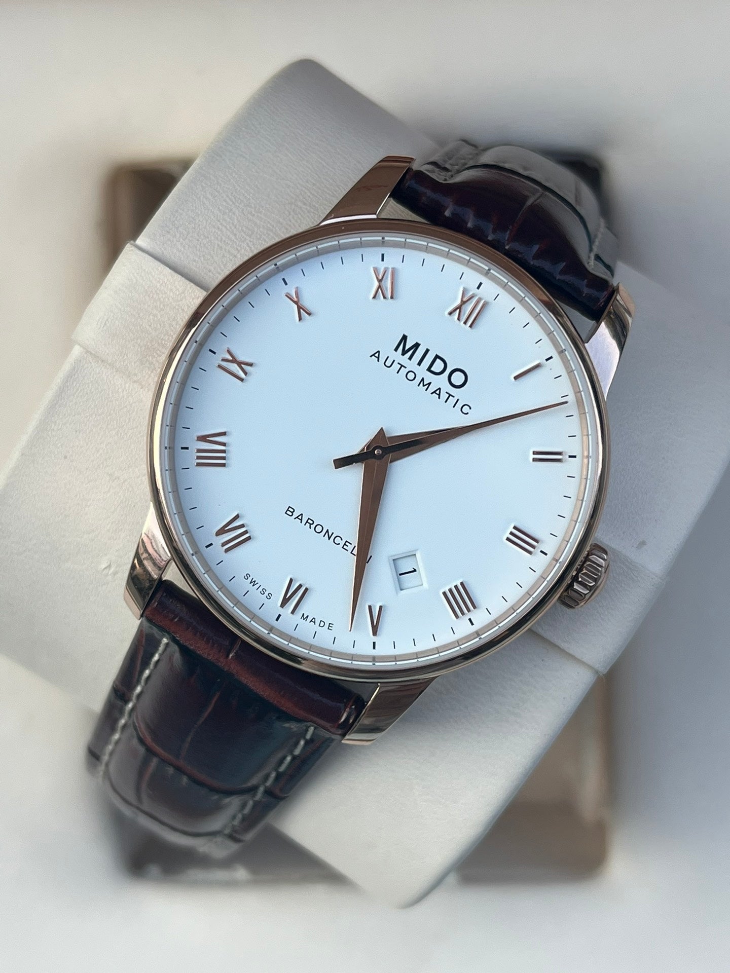 Mido Berenice Rose gold Automatic (self-winding) watch 38 millimeters M8600.2.26.8
