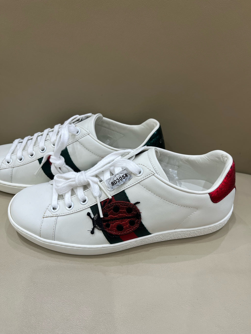 Gucci |34 IT|34.5 IT|35 IT|35.5 IT|36 IT|36.5 IT|37 IT|3 431920-A38G0-9064