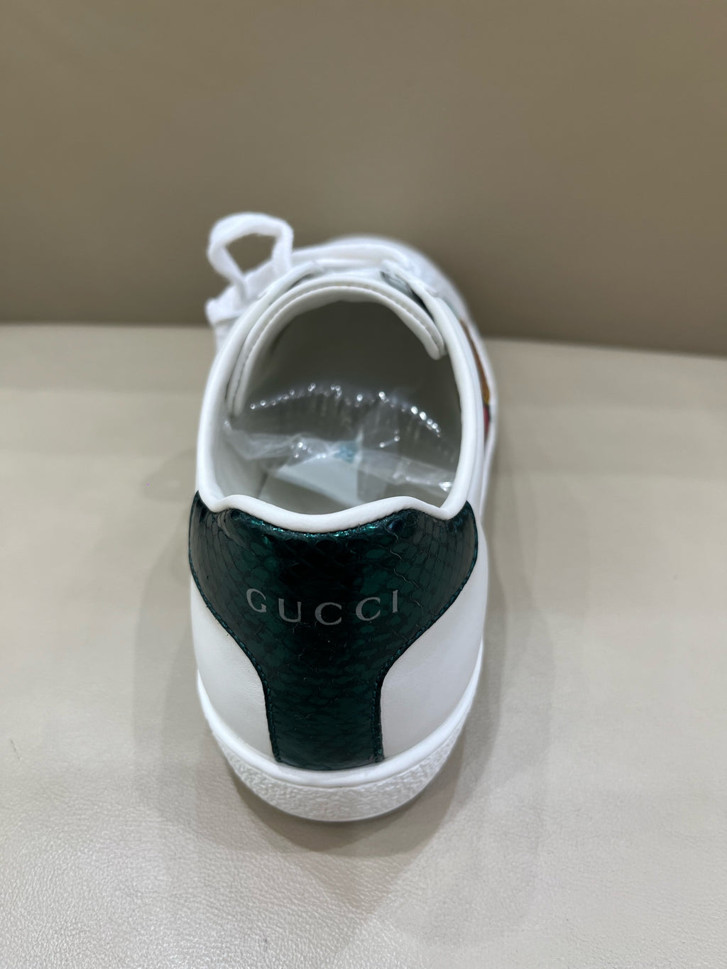 Gucci |34 IT|34.5 IT|35 IT|35.5 IT|36 IT|36.5 IT|37 IT|3 431920-A38G0-9064