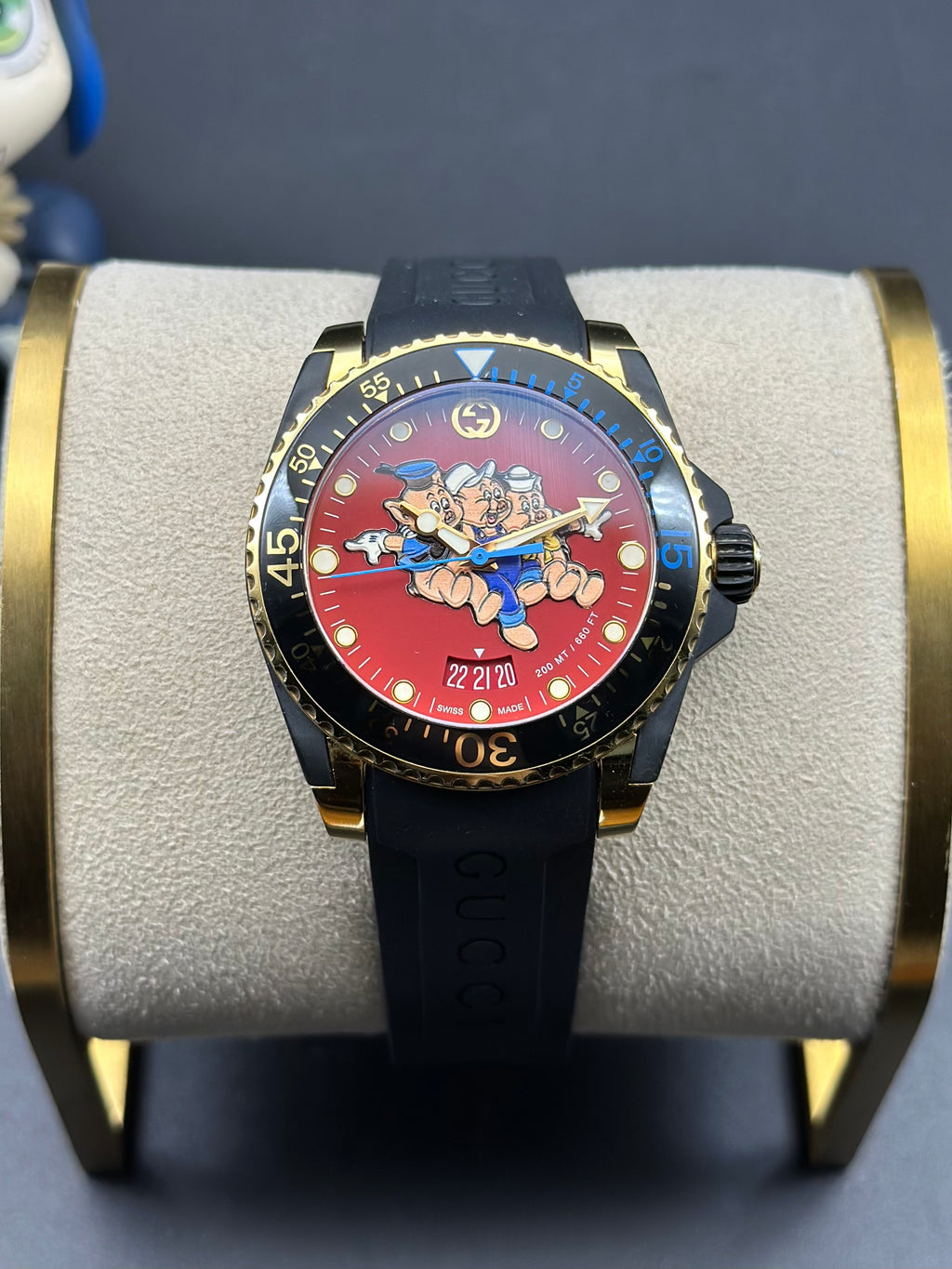 Gucci Neoprene Gold Quartz watch