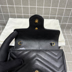 Gucci GG Marmont Collection Leather Black 476433 DTDCT 1000