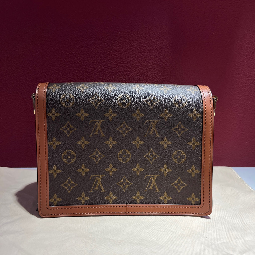 Louis Vuitton Crossbody 25.0x 17.0x 10.5 cm