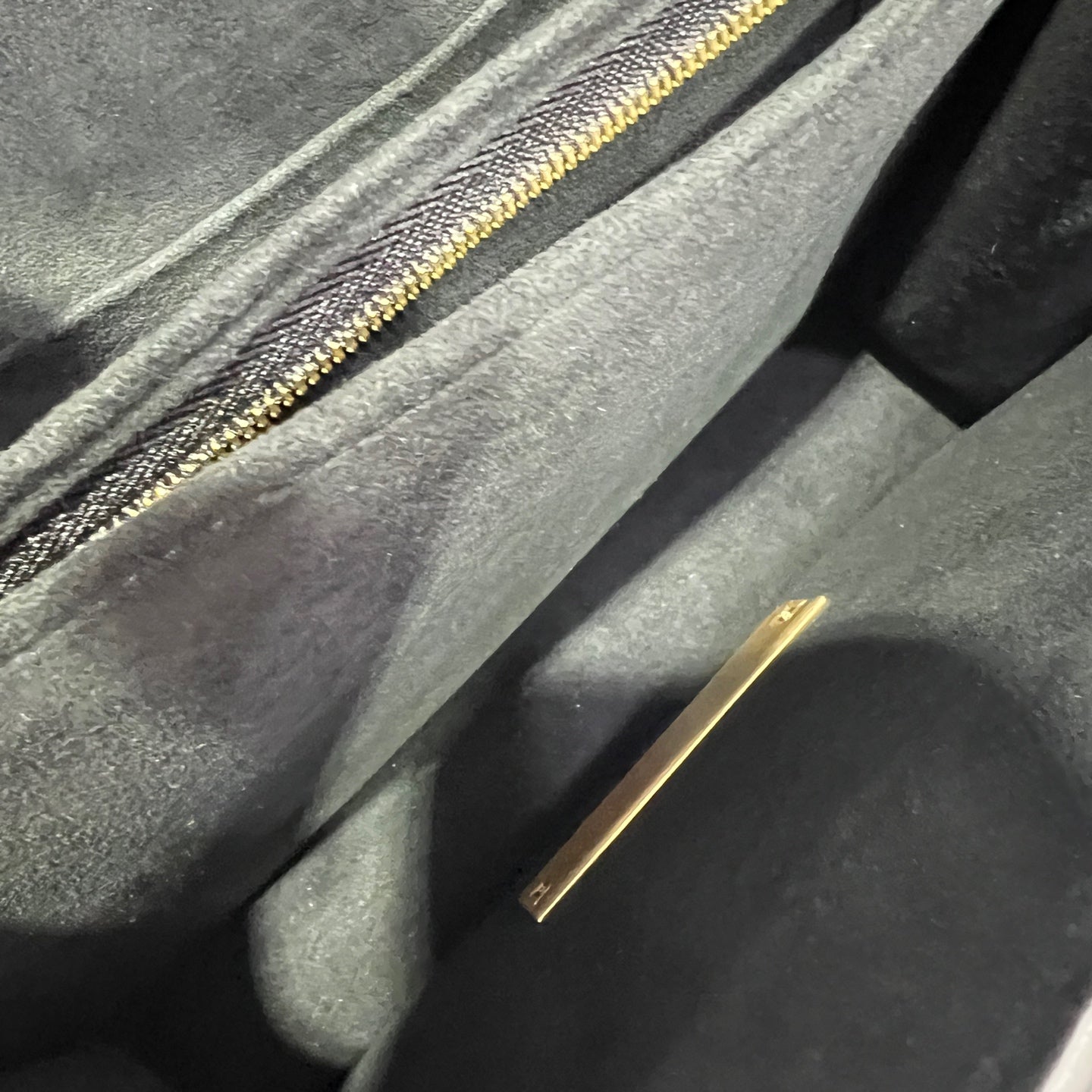 Louis Vuitton Crossbody 25.0x 17.0x 10.5 cm