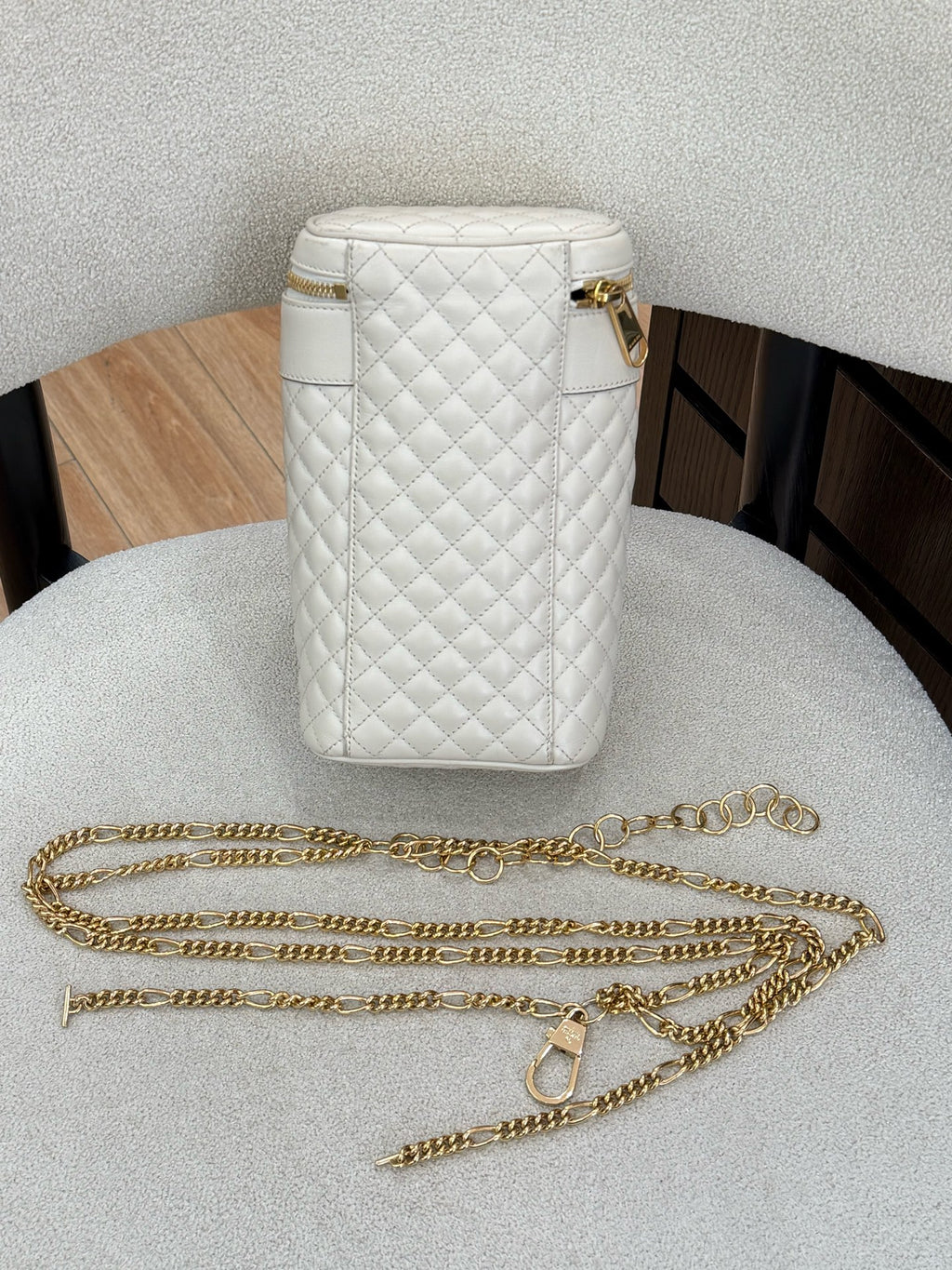 Gucci White