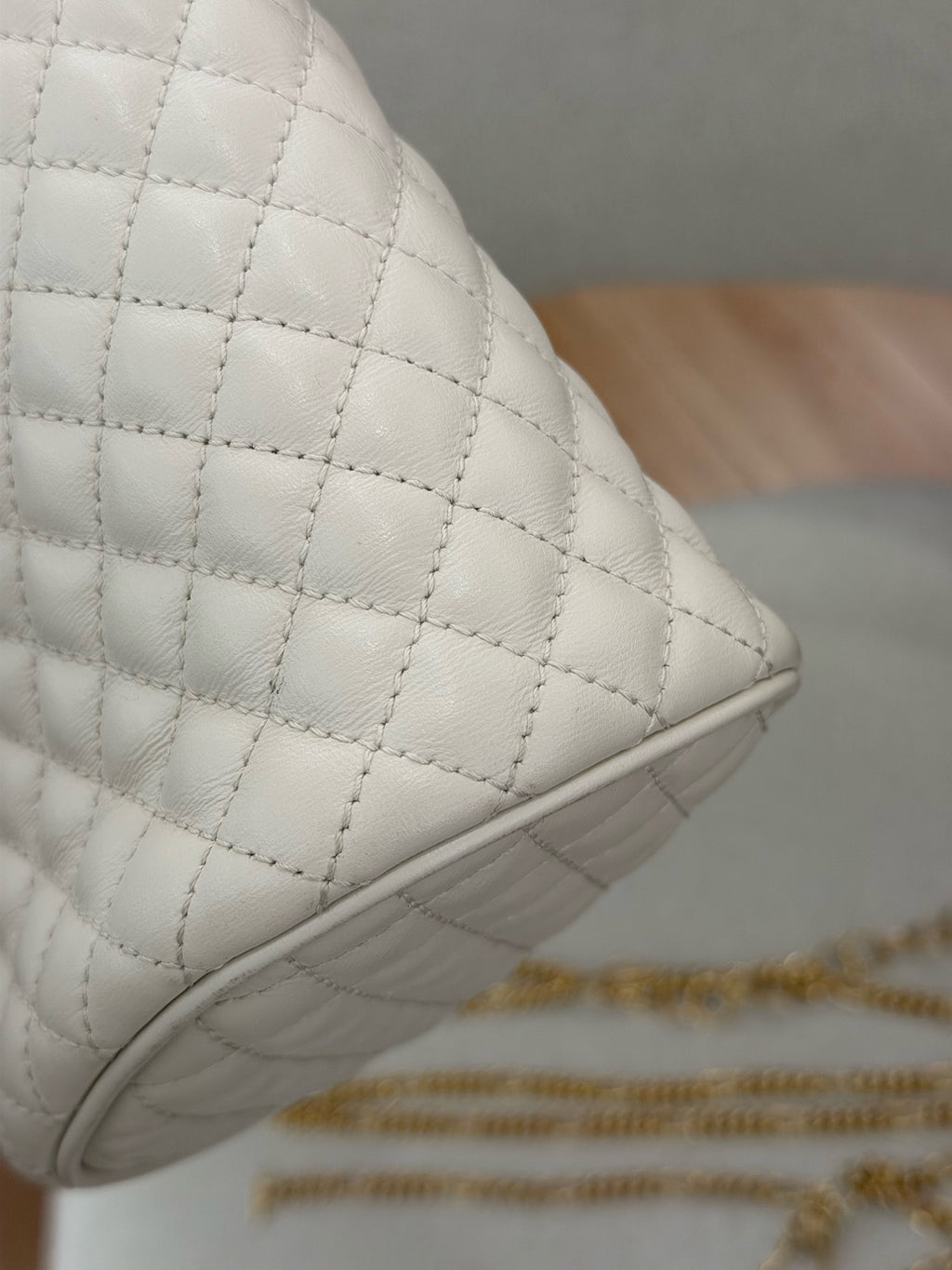 Gucci White
