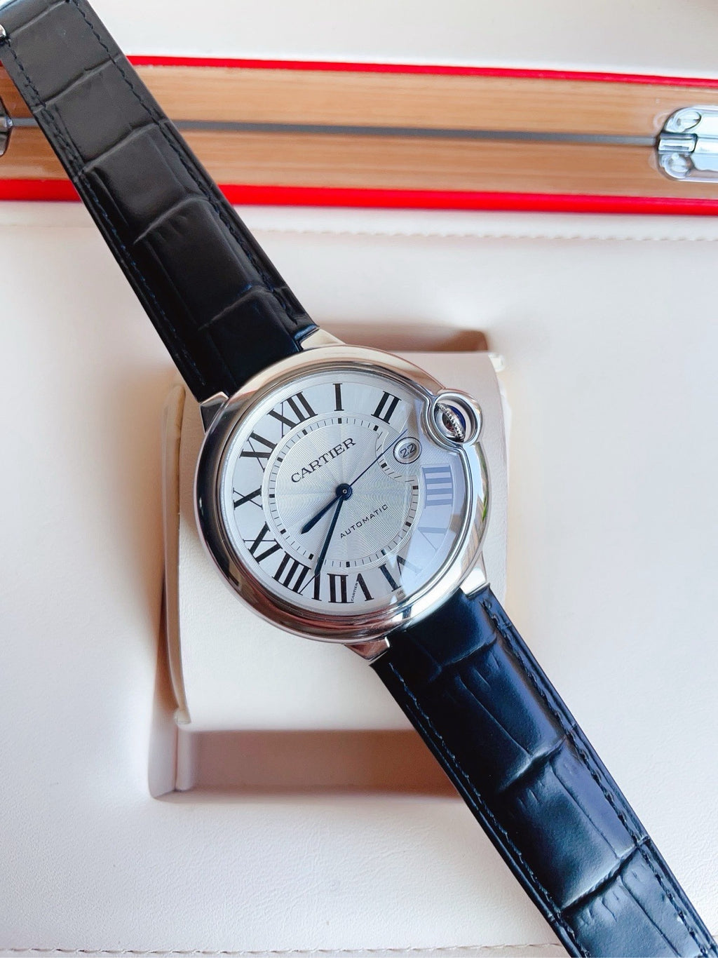 Cartier White Automatic (self-winding) watch