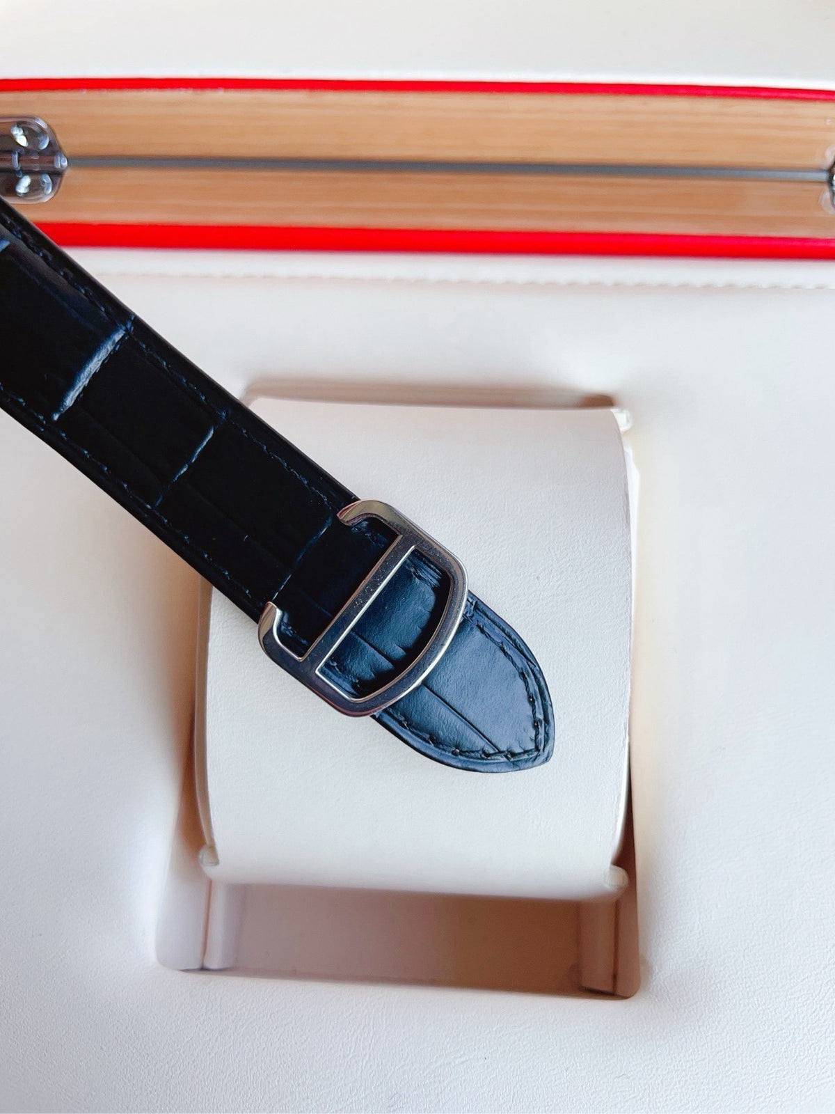 Cartier White Automatic (self-winding) watch