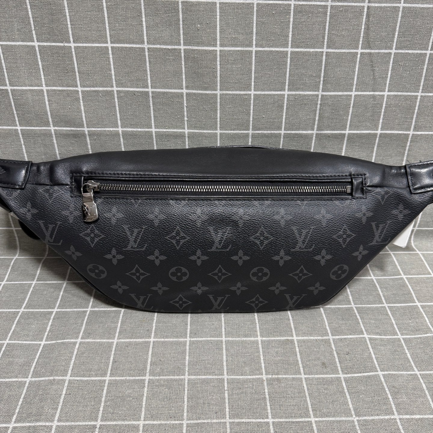 Louis Vuitton M44388