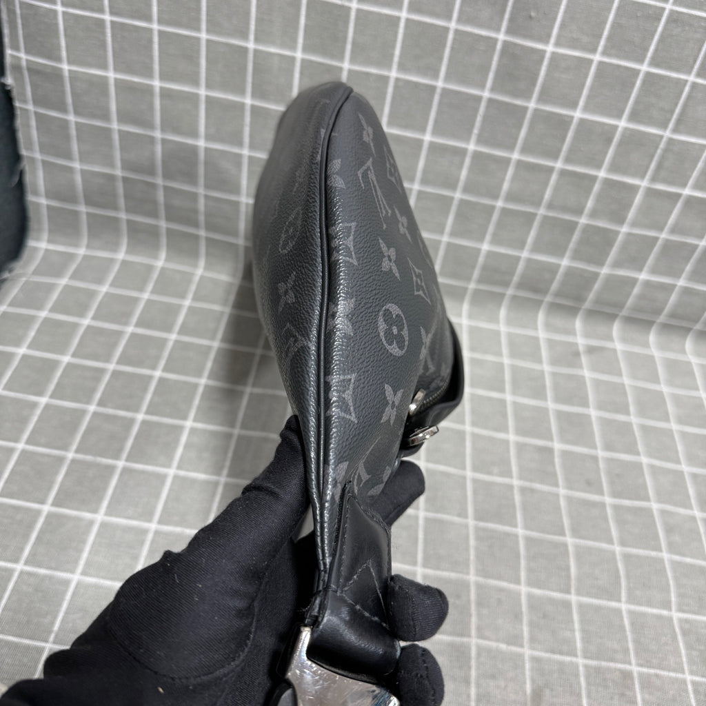Louis Vuitton M44388