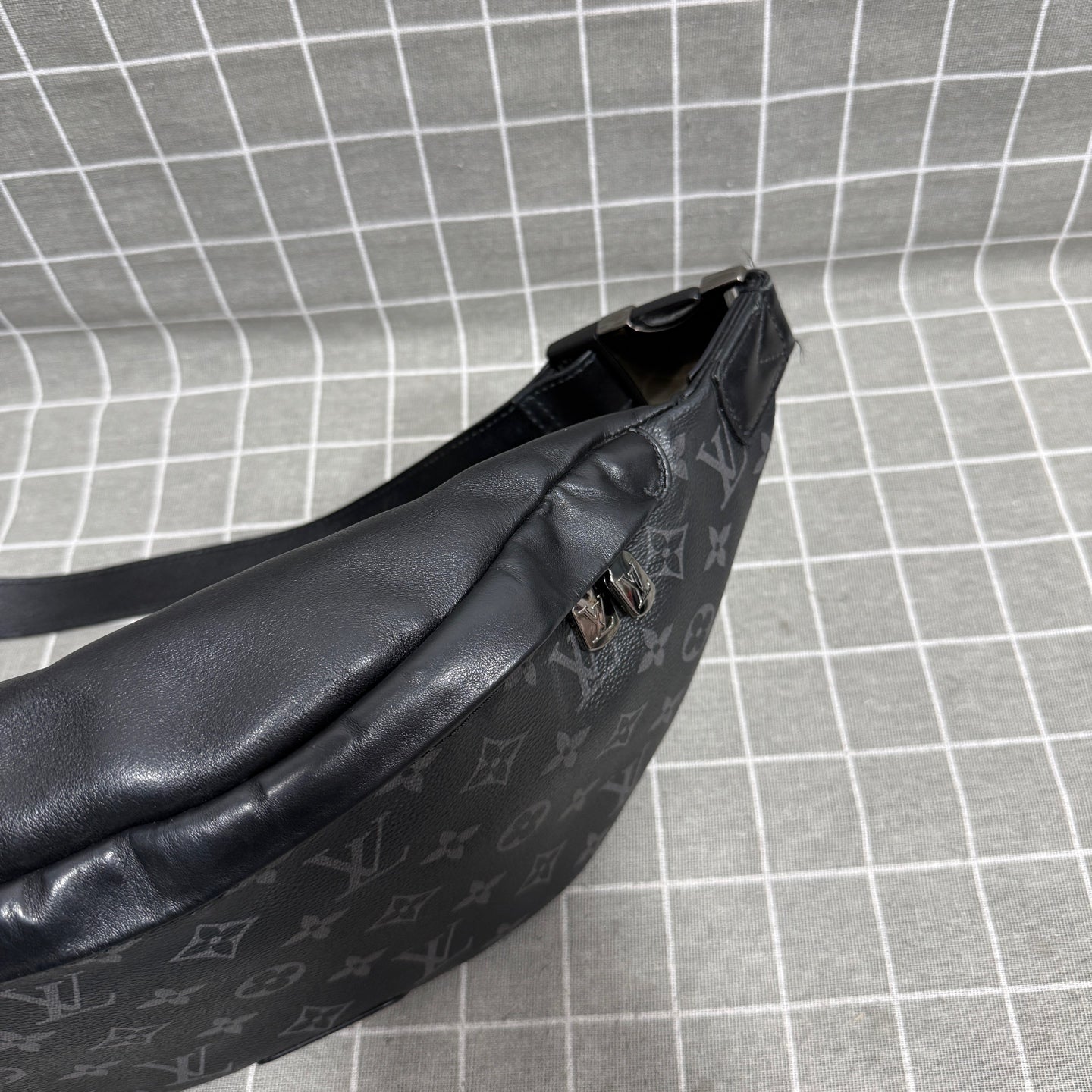 Louis Vuitton M44388