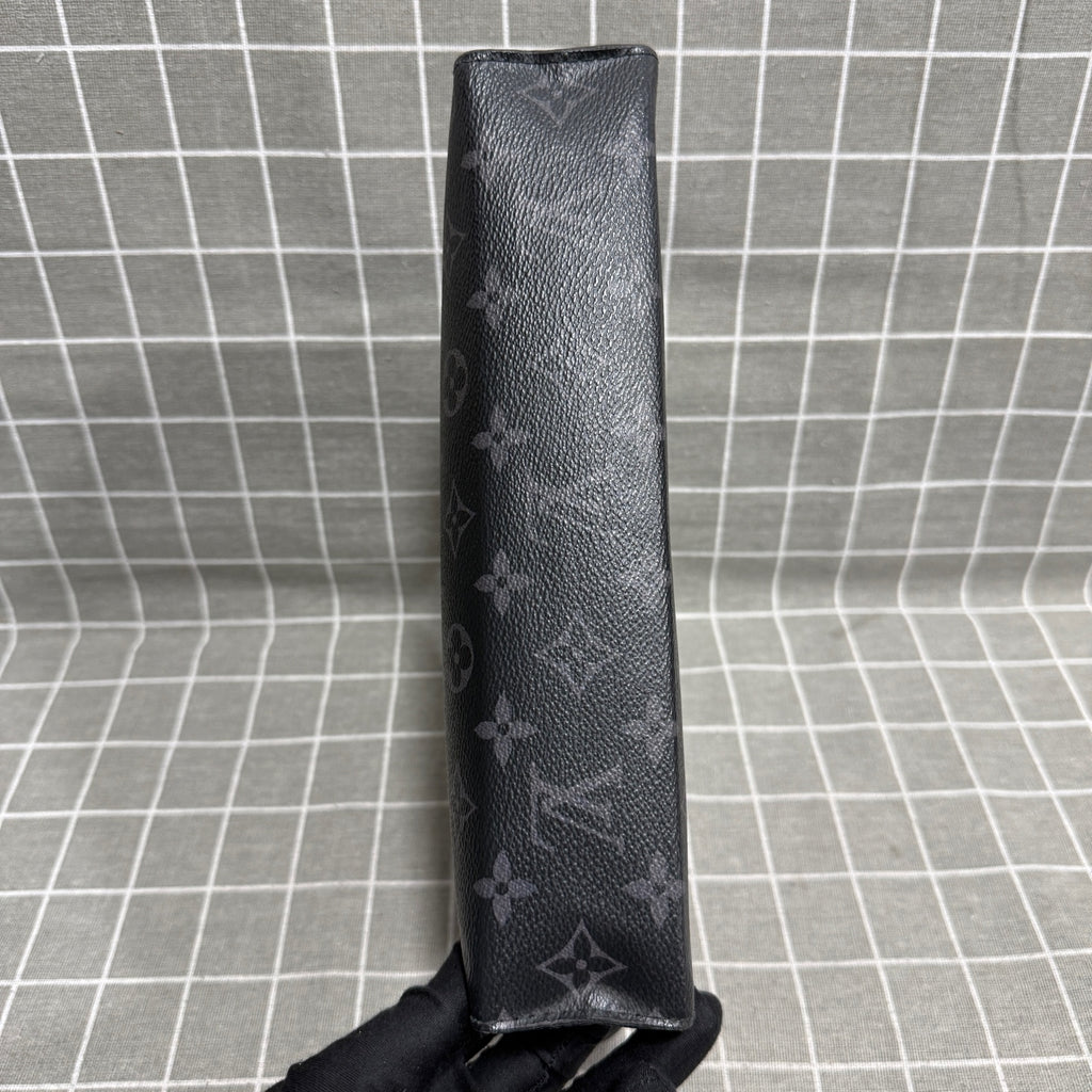 Louis Vuitton Pochette Voyage Canvas Black Clutch M61692