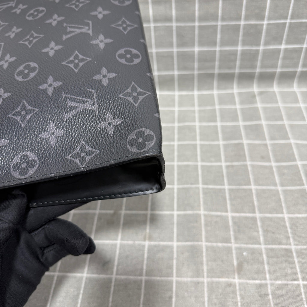 Louis Vuitton Pochette Voyage Canvas Black Clutch M61692