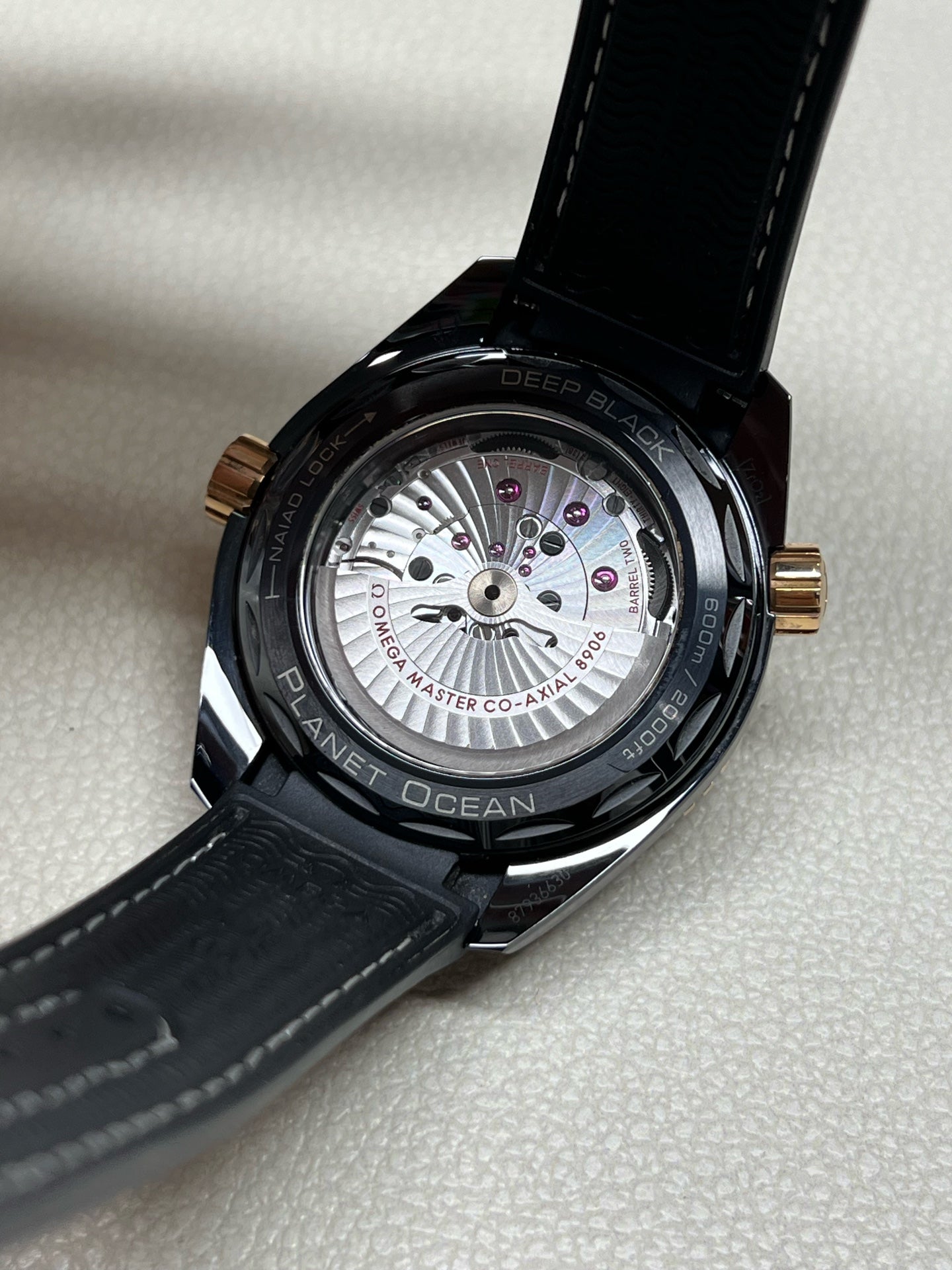 Omega Seahorse Series Black 45.5 215.63.46.22.01.001