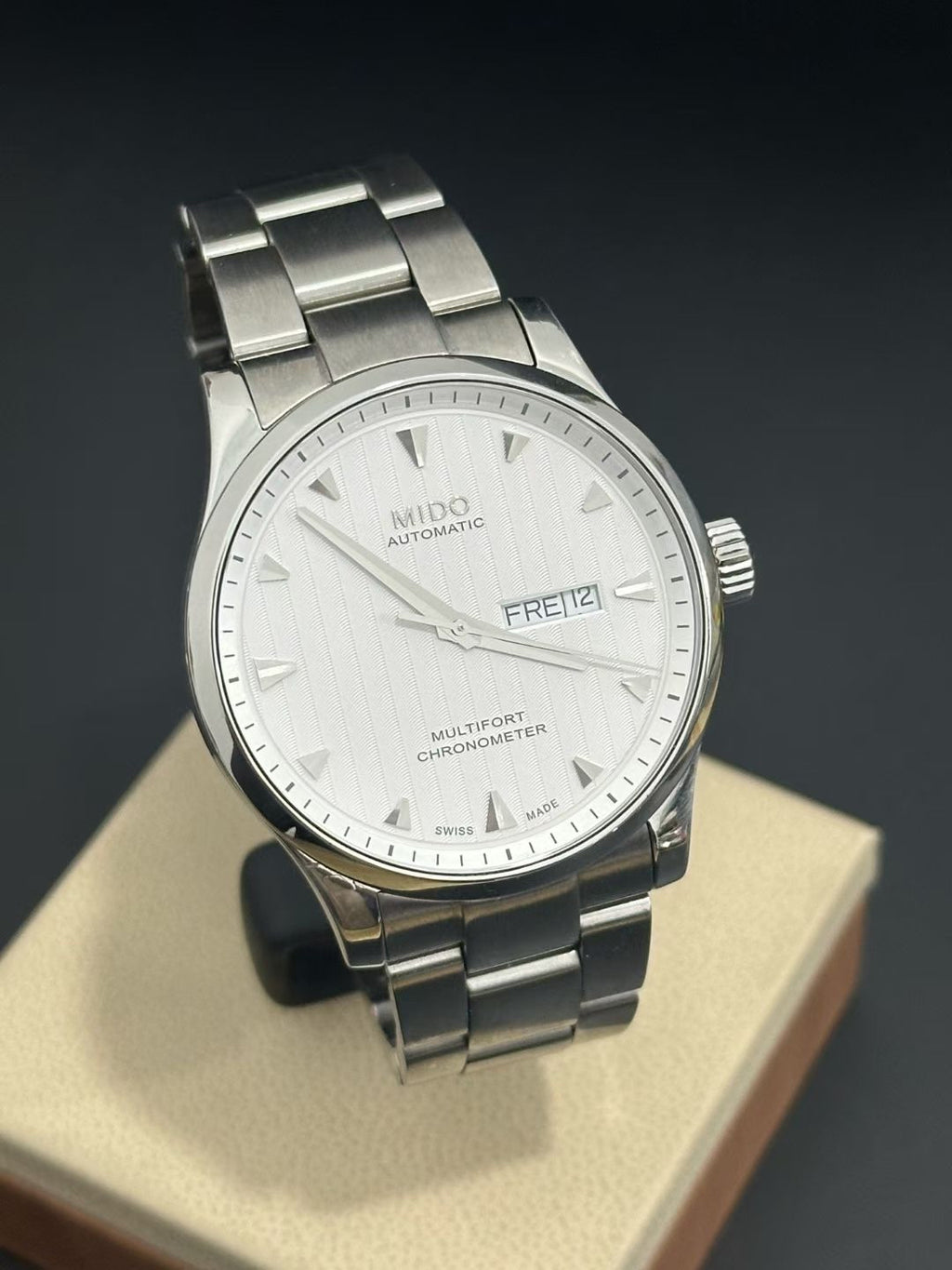 Mido Helmsman White Automatic (self-winding) watch 42 millimeters M005.431.11.031.00