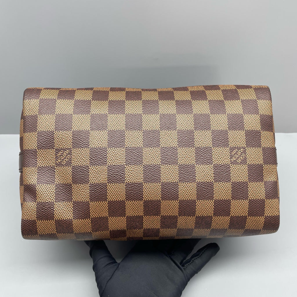 Louis Vuitton Shoulder Bag