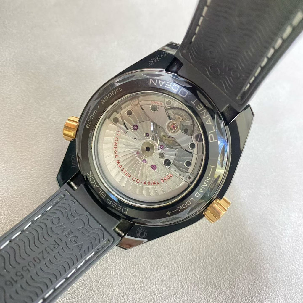 Omega Seahorse Series Black 45.5 215.63.46.22.01.001