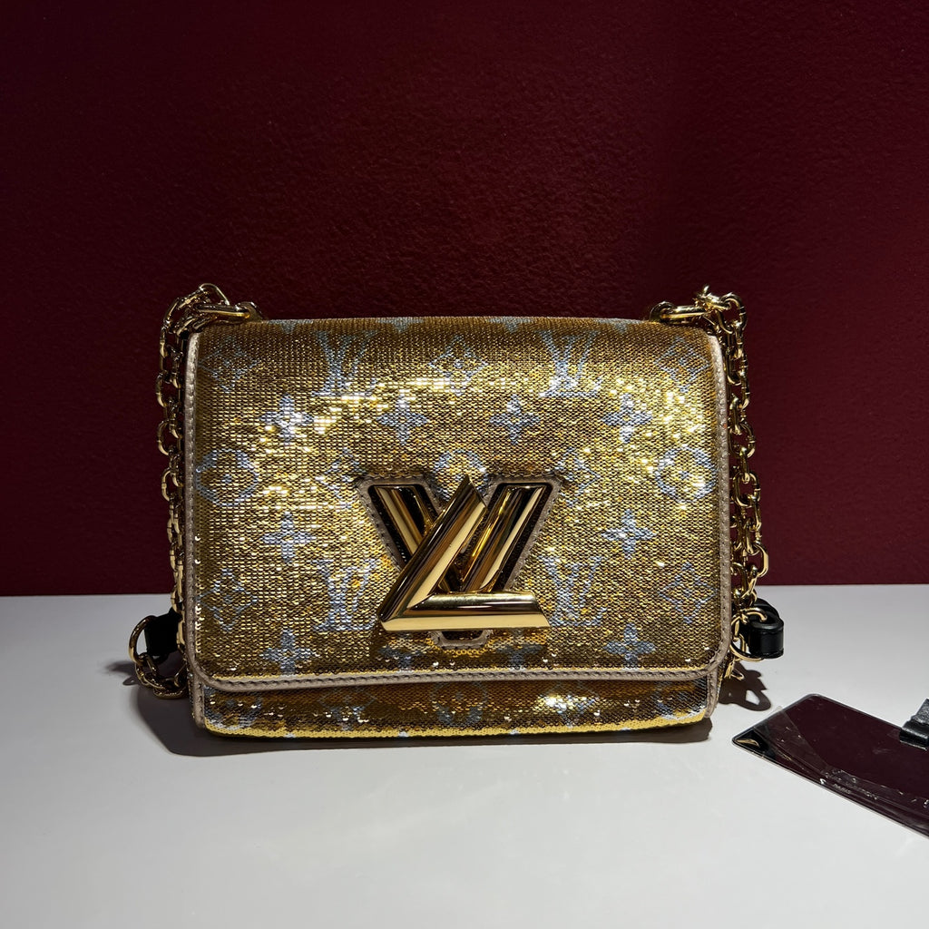 Louis Vuitton Gold 19.0x 15.0x 9.0 cm M52906