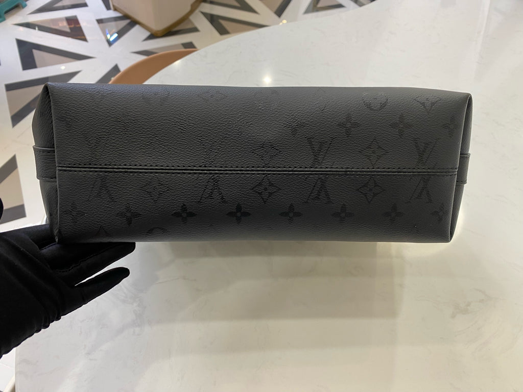 Louis Vuitton Crossbody