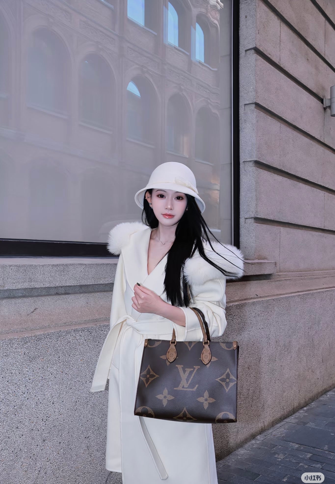 Louis Vuitton Shoulder Bag