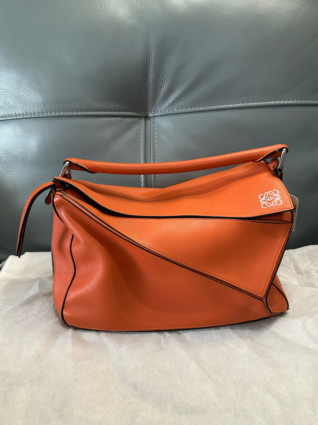 Loewe Orange 322.30.S19-2530