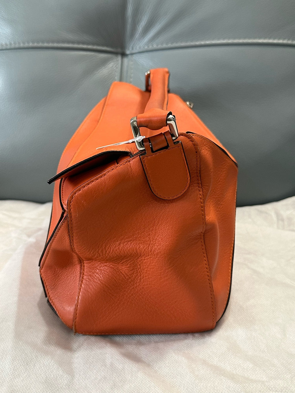 Loewe Orange 322.30.S19-2530