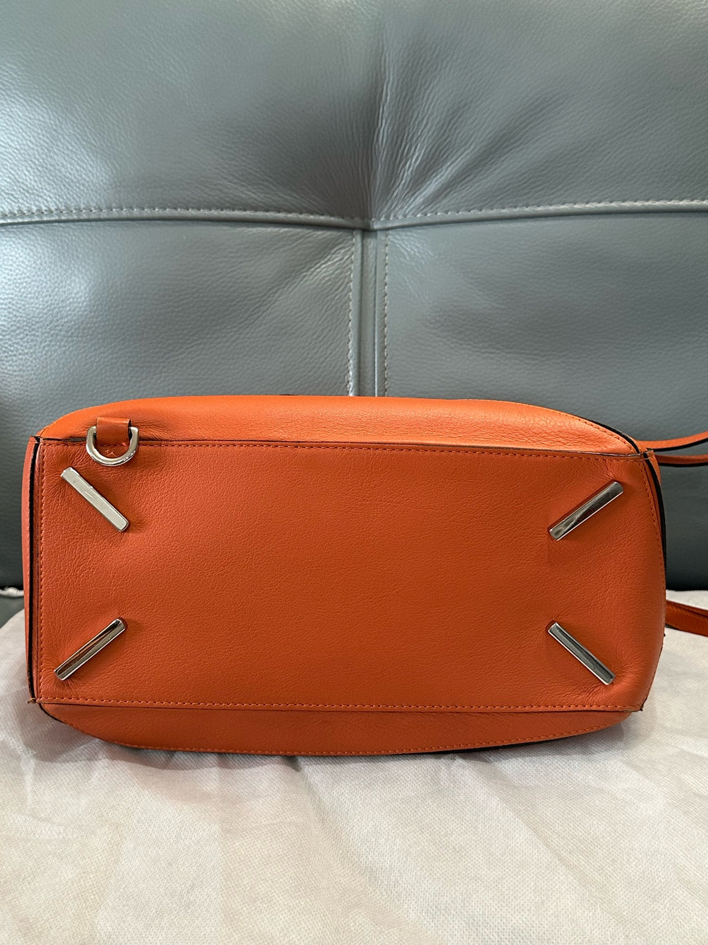 Loewe Orange 322.30.S19-2530