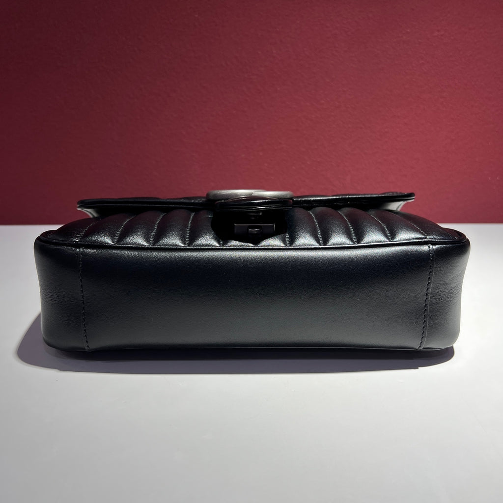 Gucci GG Marmont Collection Black 443497 UM8AN 1000
