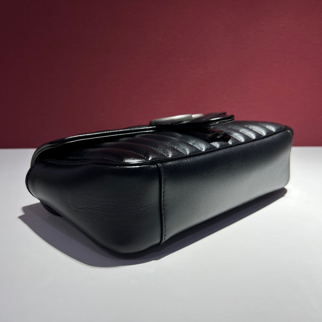Gucci GG Marmont Collection Black 443497 UM8AN 1000